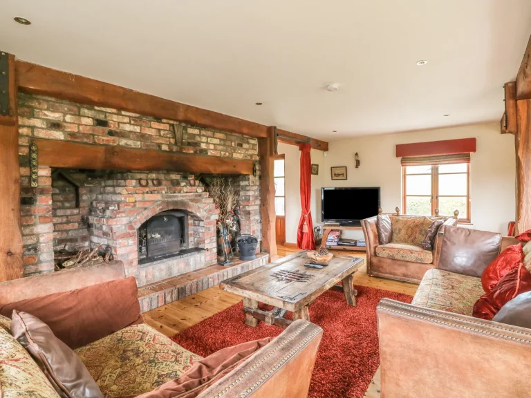 Step Inside Derrywater house